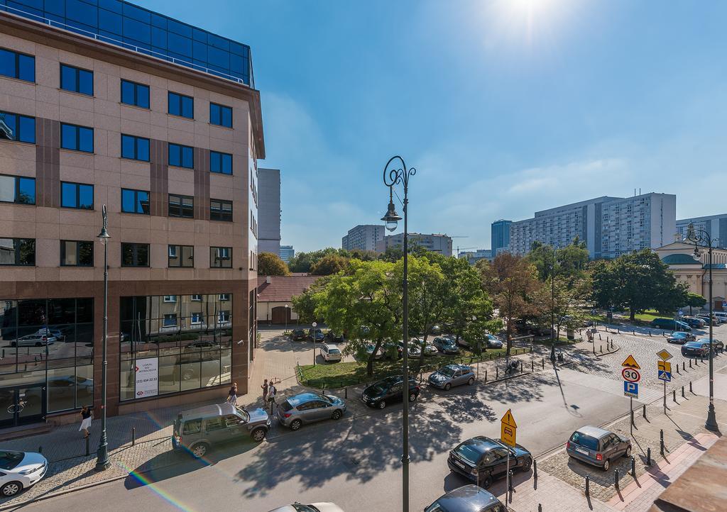 Plac Bankowy Serviced Apartments Varsavia Esterno foto