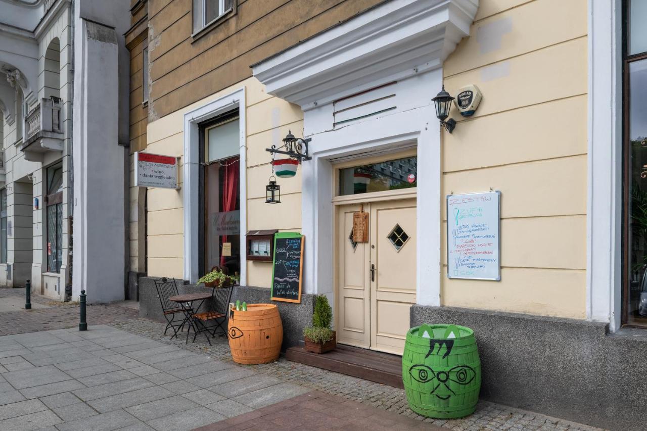 Plac Bankowy Serviced Apartments Varsavia Esterno foto