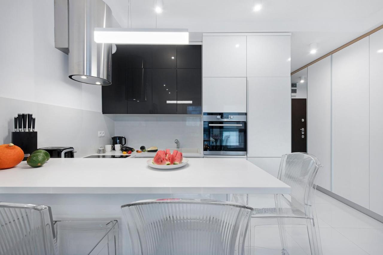 Plac Bankowy Serviced Apartments Varsavia Esterno foto